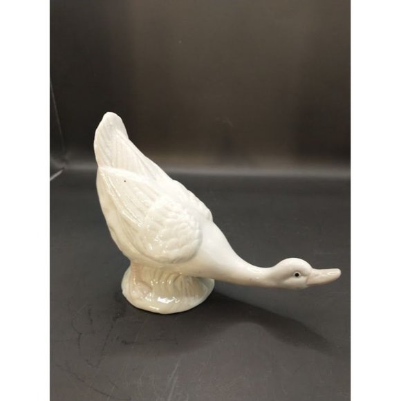 Vintage Duncan Royale Style Fine Porcelain Duck Goose Figurine - Picture 2 of 6